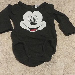 H&M Cute Charcoal colored 0 to 1mth Onesie